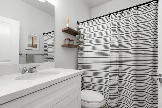 1643 Raecorte Place, Escondido CA: https://media.crmls.org/mediaz/d237999b-56a8-49f1-8da6-62754d0d0605.jpg