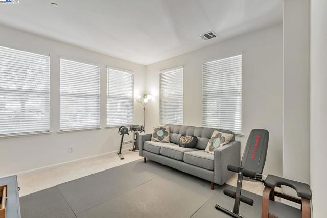 40252 Bonica Rose Terrace, Fremont CA: https://media.crmls.org/mediaz/d239846f-773c-448b-bac9-1eb8d2a725b7.jpg