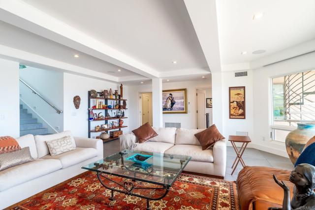 Detail Gallery Image 23 of 41 For 621 San Elijo St, San Diego,  CA 92106 - 4 Beds | 5/2 Baths