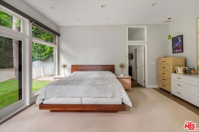 3479 Mandeville Canyon Road, Los Angeles CA: https://media.crmls.org/mediaz/d23a5adf-279b-44bb-9e5d-38151c034033.jpg