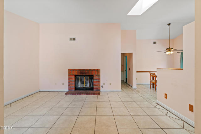447 Ute Lane, Ventura CA: https://media.crmls.org/mediaz/d23a5bc0-f331-4dfb-9543-ef3da18b179c.jpg