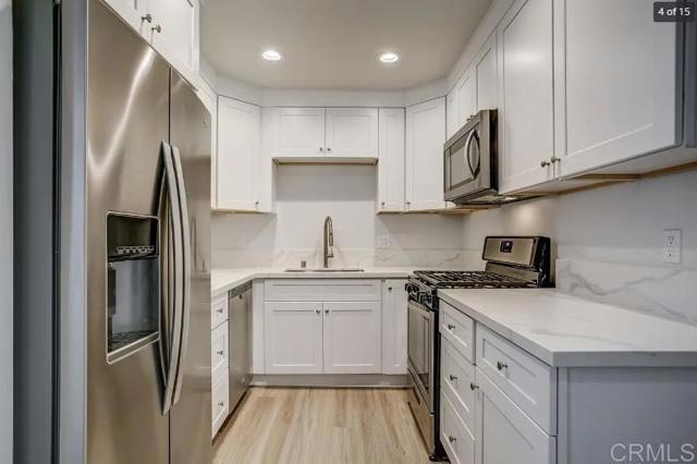 Front Image Thumbnail for CRNDP2511492