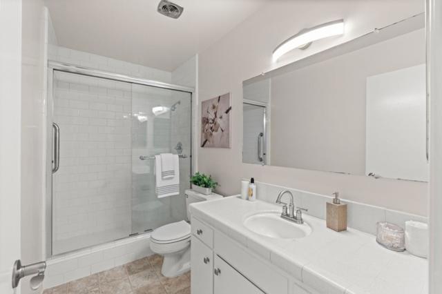 21 Willow Road, Menlo Park CA: https://media.crmls.org/mediaz/d23abe9a-b9c5-4140-a3b0-cc22f9cfbdc9.jpg