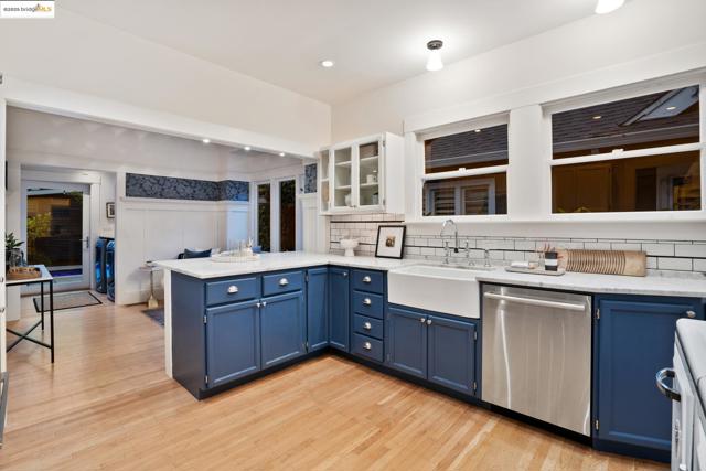 3936 Elston Ave., Oakland CA: https://media.crmls.org/mediaz/d23ac3e6-af4d-4547-bcd5-e5861268b285.jpg