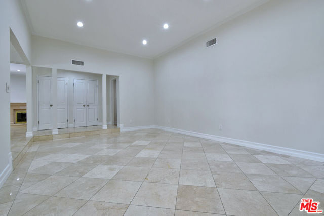 23637 Park Belmonte, Calabasas CA: https://media.crmls.org/mediaz/d23ac64f-29b2-4fab-90c8-4507b4ea0c8b.jpg