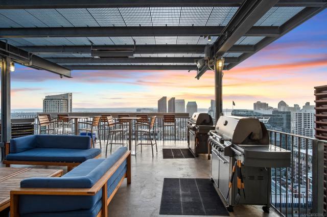 321 10th Avenue, San Diego CA: https://media.crmls.org/mediaz/d23b566b-179d-4aee-a11c-0f46fbab8cef.jpg