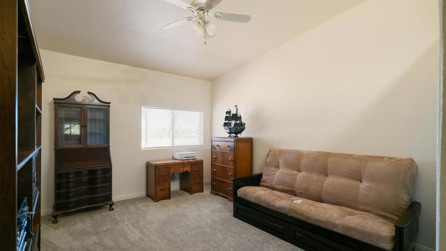 58189 Sunny Sands Drive, Yucca Valley CA: https://media.crmls.org/mediaz/d23d5996-11a7-4d07-9366-cbfee3039827.jpg