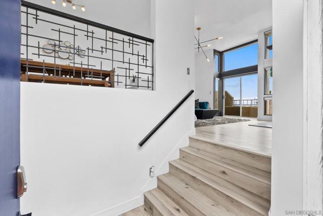 3535 Columbia St, San Diego CA: https://media.crmls.org/mediaz/d23e1397-a119-4c8a-bd62-f4920c6e554a.jpg