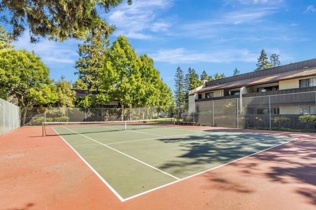 999 W Evelyn Terrace, Sunnyvale CA: https://media.crmls.org/mediaz/d23e2345-390d-484d-b5c9-46aa7d07ded0.jpg
