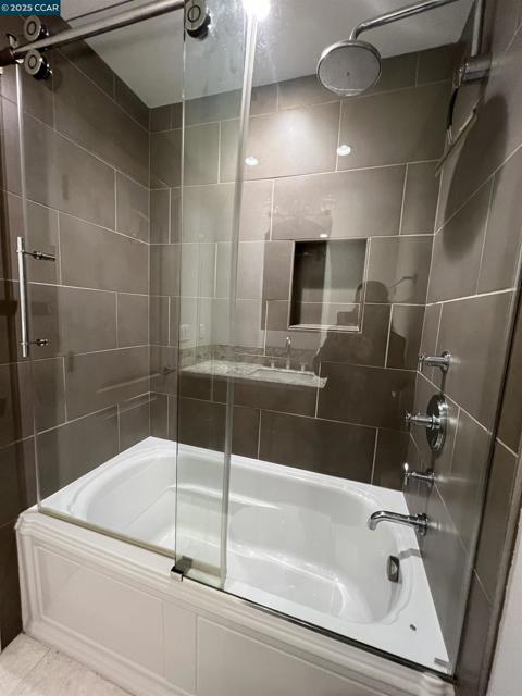 2562 Walnut Blvd, Walnut Creek CA: https://media.crmls.org/mediaz/d23e9c8a-0aa0-40cd-adfd-e2d2d9bc3617.jpg