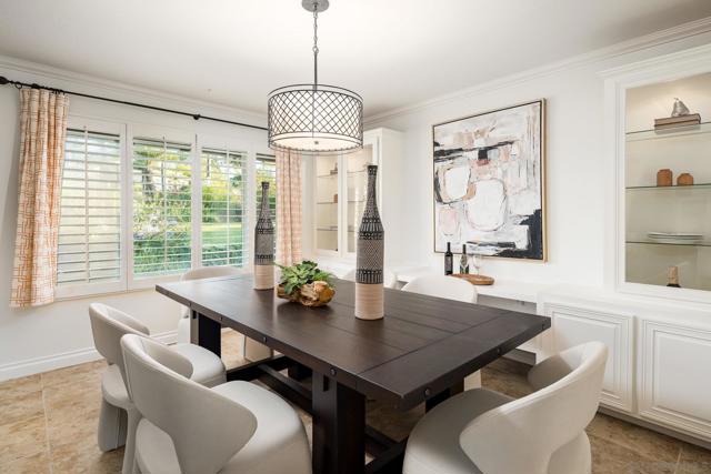 13678 Orchard Gate Road, Poway CA: https://media.crmls.org/mediaz/d23efdc6-e0d9-4897-ac5b-3fd7dd6223a7.jpg