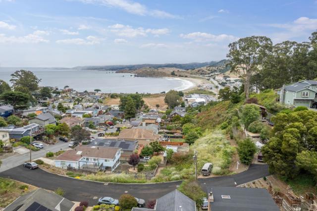 417 Athenian Way, Pacifica CA: https://media.crmls.org/mediaz/d23f4c2a-8a59-4776-899f-43249ce31378.jpg