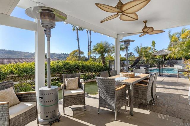 962 Chardonney Way, Escondido CA: https://media.crmls.org/mediaz/d241c29b-487a-4b4e-bf56-f3b72e28d764.jpg