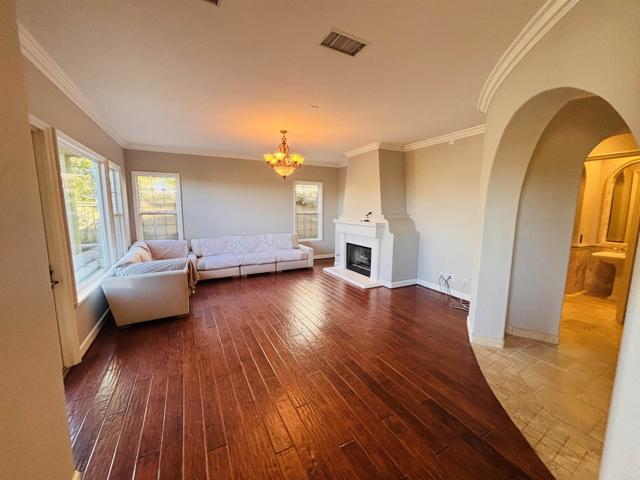 Detail Gallery Image 27 of 58 For 11596 Parkhurst Square, San Diego,  CA 92130 - 6 Beds | 6/1 Baths