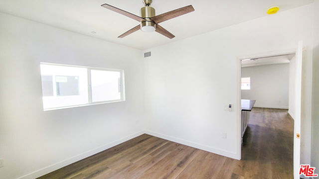 11503 S New Hampshire Avenue, Los Angeles CA: https://media.crmls.org/mediaz/d242b830-0761-4e71-a8f0-f258c9473ff0.jpg