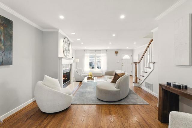 421 Elm Avenue, San Bruno CA: https://media.crmls.org/mediaz/d242e6b7-4977-49e9-b51b-6e6b84d6d078.jpg