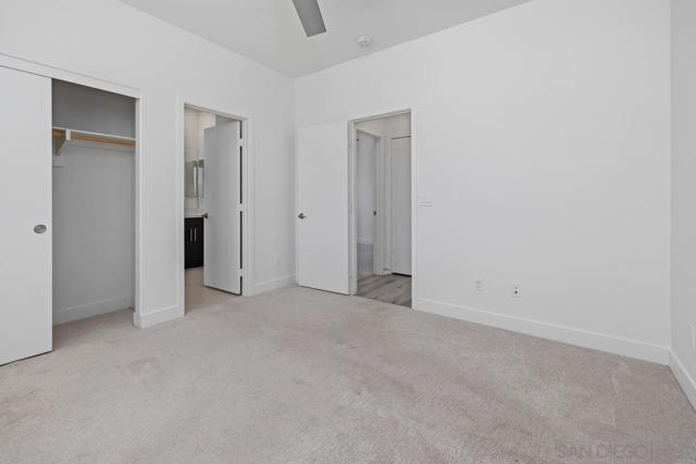 9008 Trailridge Ave, Santee CA: https://media.crmls.org/mediaz/d24347ad-016b-4d31-a64c-9e3921fbcf9e.jpg