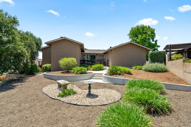 38 Barbras Court, Hollister CA: https://media.crmls.org/mediaz/d243b121-a5af-4aa7-ac88-437ff386c39c.jpg