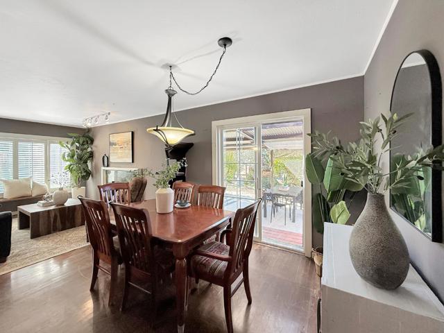 1170 Steinway Avenue, Campbell CA: https://media.crmls.org/mediaz/d2458f06-6884-42c6-8e89-476dabdea476.jpg