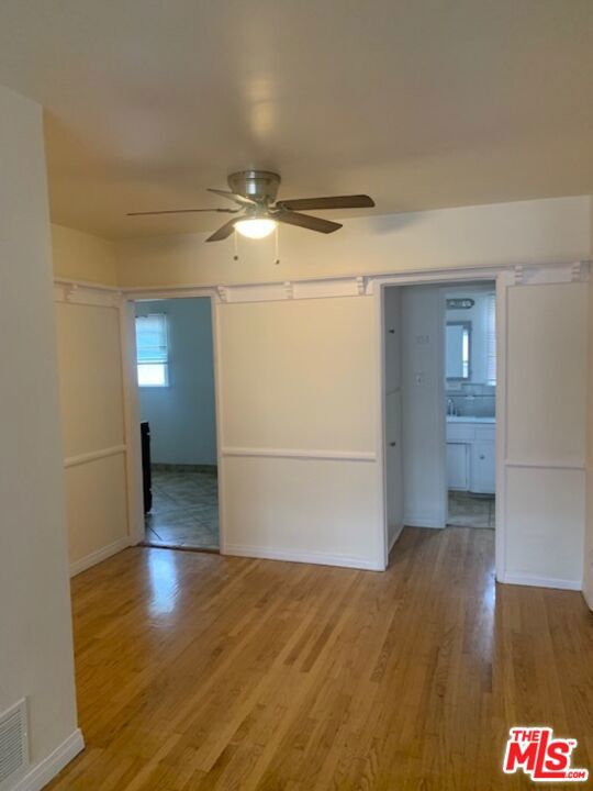 4131 Palmwood Drive, Los Angeles CA: https://media.crmls.org/mediaz/d245a41d-e5e2-4e2a-b83f-319f7d52e036.jpg