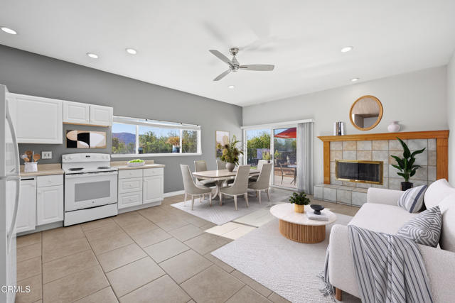 Detail Gallery Image 41 of 74 For 2207 Terra Bella Ln, Camarillo,  CA 93012 - 6 Beds | 3 Baths