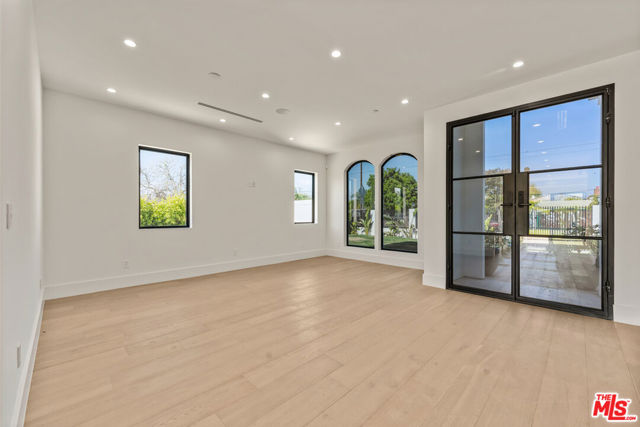 8065 Lloyd Avenue, North Hollywood CA: https://media.crmls.org/mediaz/d24691b5-4622-4d32-ab33-449e4cea51de.jpg