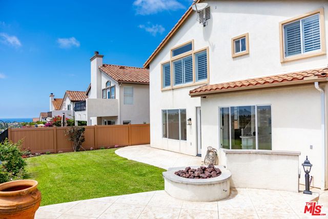 1537 Turquoise Drive, Carlsbad CA: https://media.crmls.org/mediaz/d2469498-bedc-4953-bca6-5e5b324a379c.jpg
