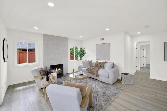 5403 Via Carancho, San Diego CA: https://media.crmls.org/mediaz/d246f6ec-7e1d-4185-91f0-0d1553b86379.jpg