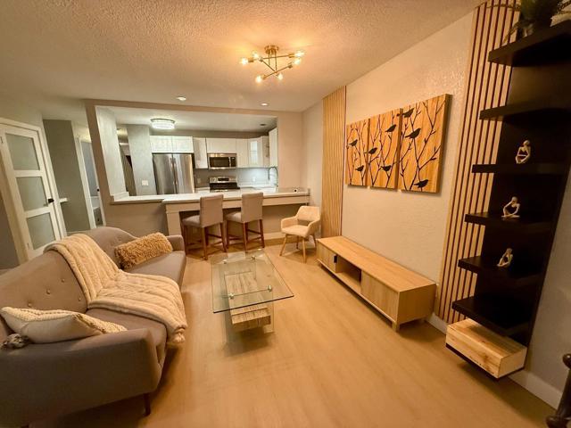 421 Sierra Vista Avenue, Mountain View CA: https://media.crmls.org/mediaz/d247778d-1f55-440b-a436-fe3d6c944e6d.jpg