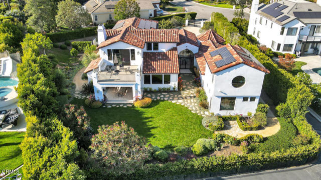 45 Valley Vista Drive, Camarillo CA: https://media.crmls.org/mediaz/d2478cd6-8cad-4253-8963-b7fd62ad16fa.jpg