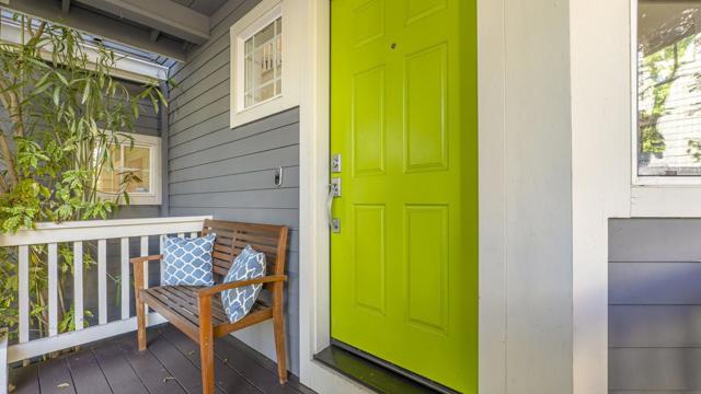 1550 Redwood Court, Mountain View CA: https://media.crmls.org/mediaz/d248f211-a56e-4a5f-8142-0534979d8fb2.jpg