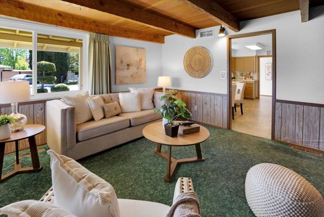 18654 Aspesi Drive, Saratoga CA: https://media.crmls.org/mediaz/d249d8d8-6d38-4aef-bbb9-edccd07c6785.jpg