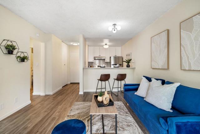 368 Imperial Way, Daly City CA: https://media.crmls.org/mediaz/d24b22d7-33c3-4b36-87a2-d973b65c2262.jpg