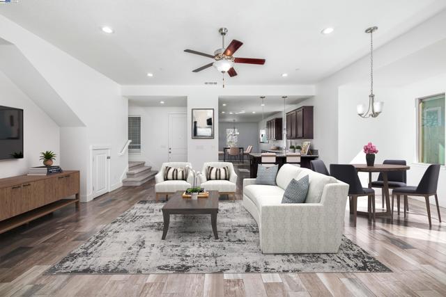 115 Lemon Blossom Ln, Patterson CA: https://media.crmls.org/mediaz/d24b375c-971d-4210-873e-3c5f5dd73deb.jpg
