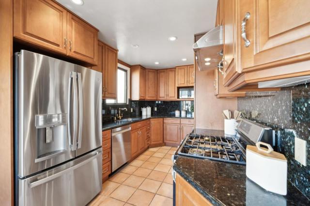 193 Willow Avenue, Millbrae CA: https://media.crmls.org/mediaz/d24bd590-c8c2-4bdf-8402-f01781f70dbf.jpg