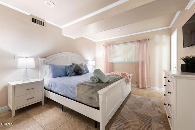 Detail Gallery Image 18 of 53 For 256 Melrose Dr, Oxnard,  CA 93035 - 3 Beds | 2/1 Baths