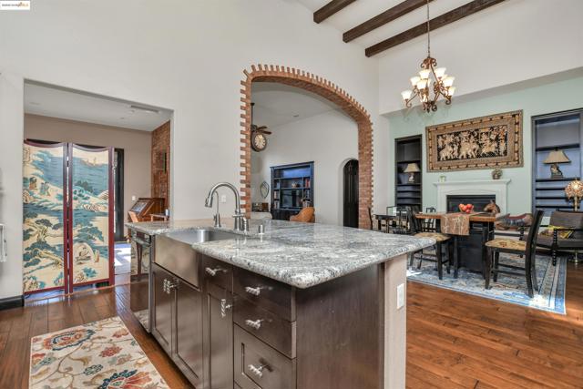 1147 Saint Julien St, Brentwood CA: https://media.crmls.org/mediaz/d24c32e6-3857-41a1-8152-adc0678ff090.jpg