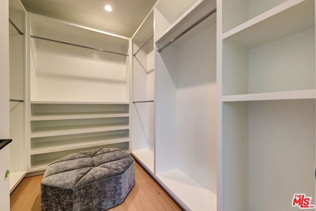 1246 Morningside Way, Venice CA: https://media.crmls.org/mediaz/d24ce232-900f-4ef2-9054-e47cf863f2b2.jpg