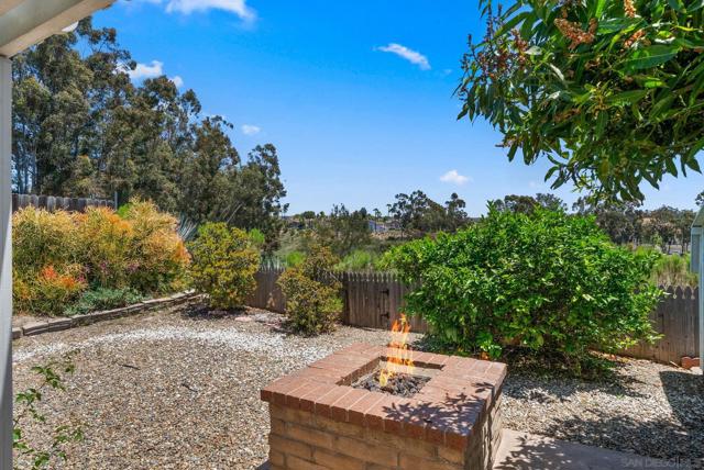5751 Menorca Dr, San Diego CA: https://media.crmls.org/mediaz/d24dadca-7f2f-4c1c-93cf-e0e9205b85b9.jpg