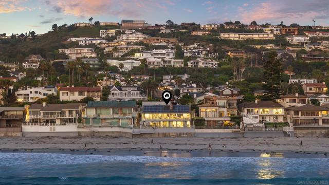 8510 El Paseo Grande, La Jolla CA: https://media.crmls.org/mediaz/d24ded5f-5dfd-4f9f-857a-ecbdd5a4b259.jpg