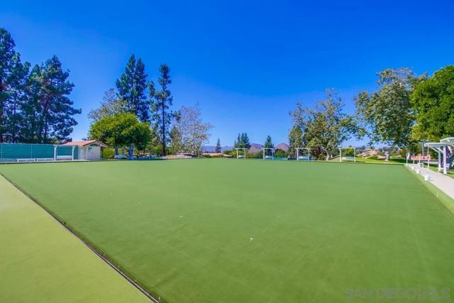 17637 Pomerado Rd, San Diego CA: https://media.crmls.org/mediaz/d24e5d55-8e82-4b92-b9f9-682b769e181e.jpg