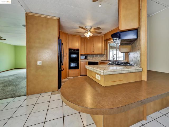29064 MENDEZ RD, Hayward CA: https://media.crmls.org/mediaz/d24fa503-0886-49d2-9b1b-e6d0c4a54072.jpg