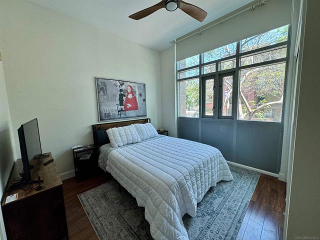 801 Ash St, San Diego CA: https://media.crmls.org/mediaz/d250089d-0457-487b-8577-c74b721570d4.jpg