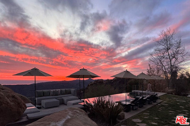 5 Bed Home for Sale in Malibu, California