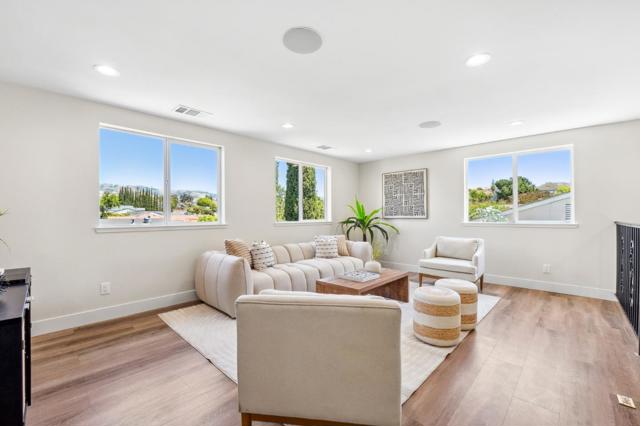 Image 28 of 50 For 2054 Cranworth Circle