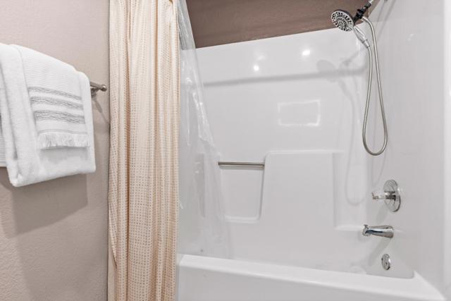 1031 Trinity Drive, Hollister CA: https://media.crmls.org/mediaz/d2517509-999f-475e-a0c7-5fea0f1c1a23.jpg