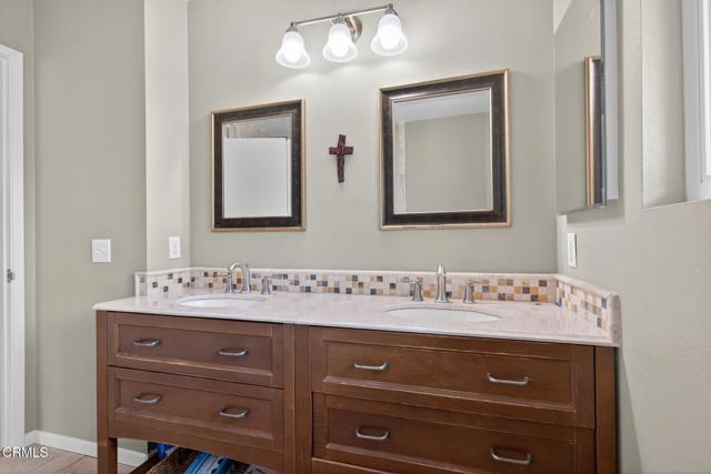1018 Via Arroyo, Ventura CA: https://media.crmls.org/mediaz/d251f38f-c215-442c-8079-d50cb54fa844.jpg
