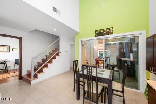476 Harbor Lights Lane, Port Hueneme CA: https://media.crmls.org/mediaz/d251f4ae-ea2b-4a39-b780-f6afbb545442.jpg