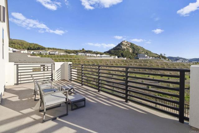 Detail Gallery Image 9 of 52 For 35182 Orchard Trl, Fallbrook,  CA 92028 - 4 Beds | 3 Baths