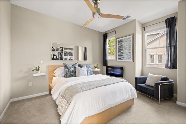 850 Maple Place, East Palo Alto CA: https://media.crmls.org/mediaz/d25283a4-f1a6-493b-9b51-2da6994e2684.jpg
